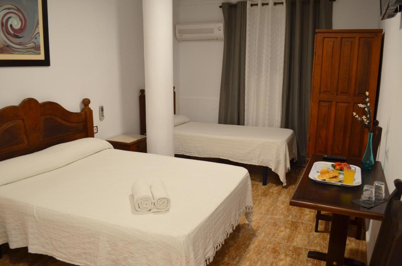 Hotel Manantiales Torremolinos Dış mekan fotoğraf