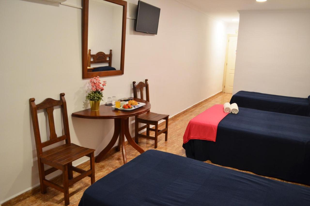 Hotel Manantiales Torremolinos Dış mekan fotoğraf